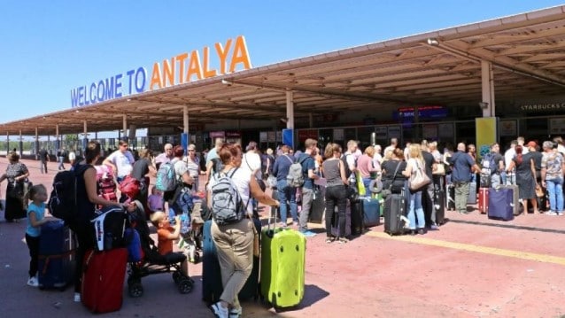 Antalya’da çok ciddi turist trafiği yaşanıyor